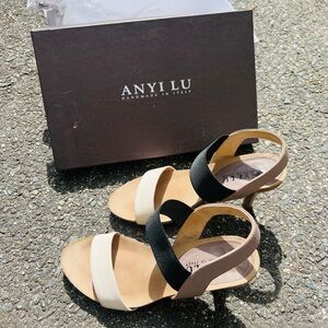 Anyi Lu Women's Black and Cream Sandals